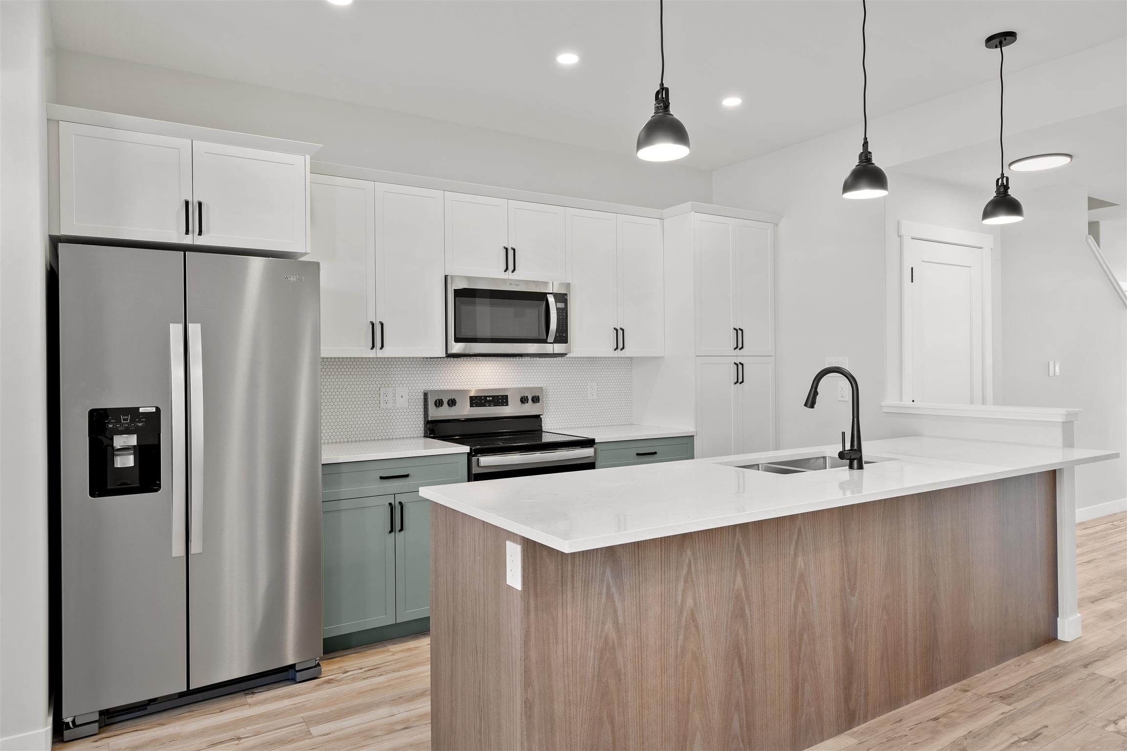 Kitchen 2 _ Unstaged