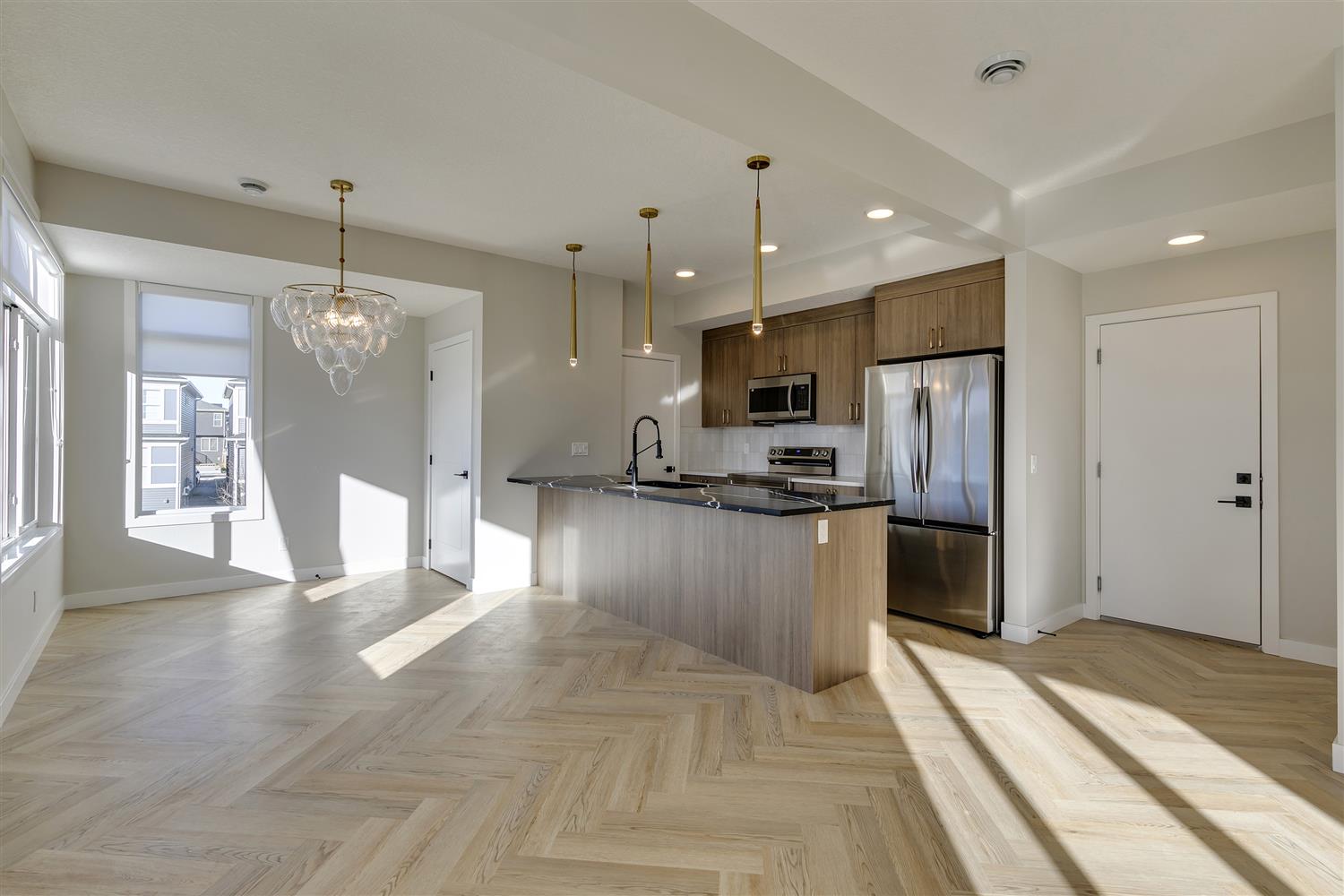 Kitchen-Dining NC