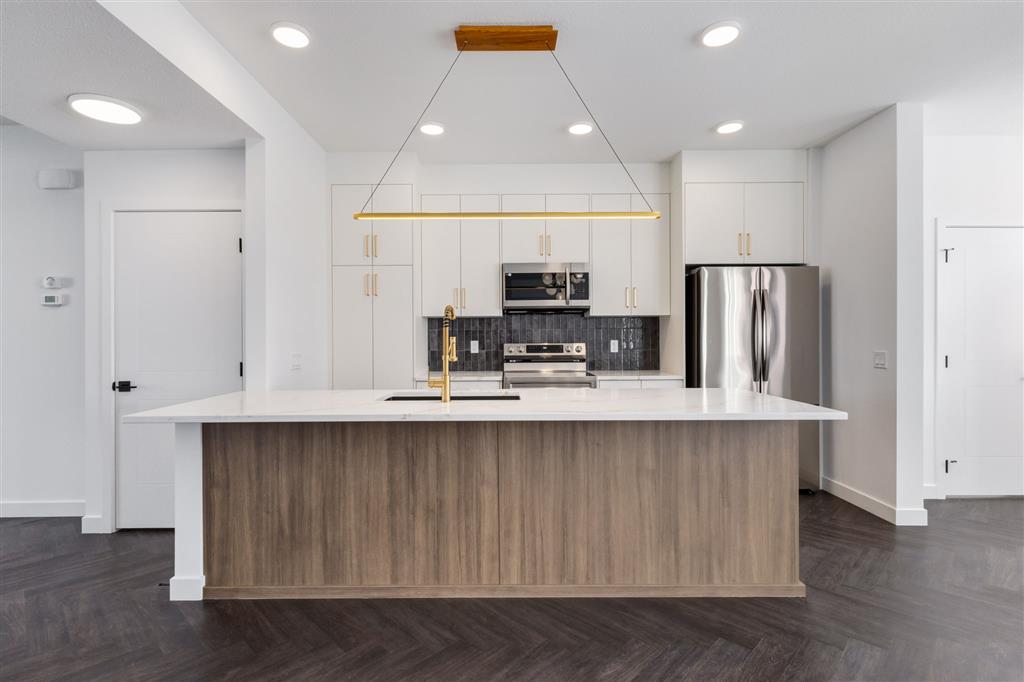 Kitchen Haute 2
