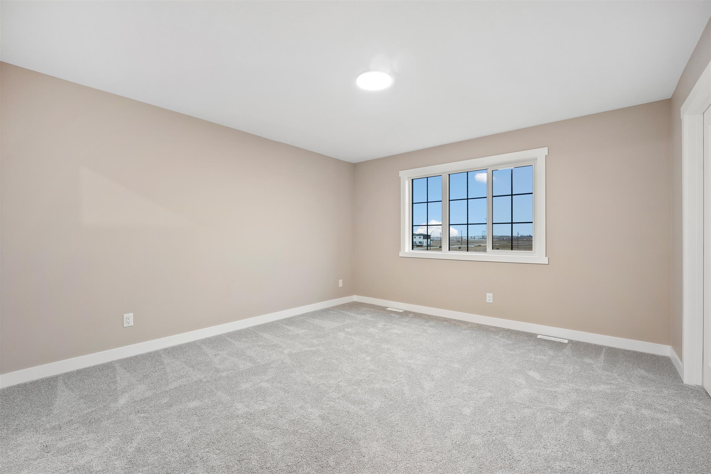 Bedroom 1 _Upstaged