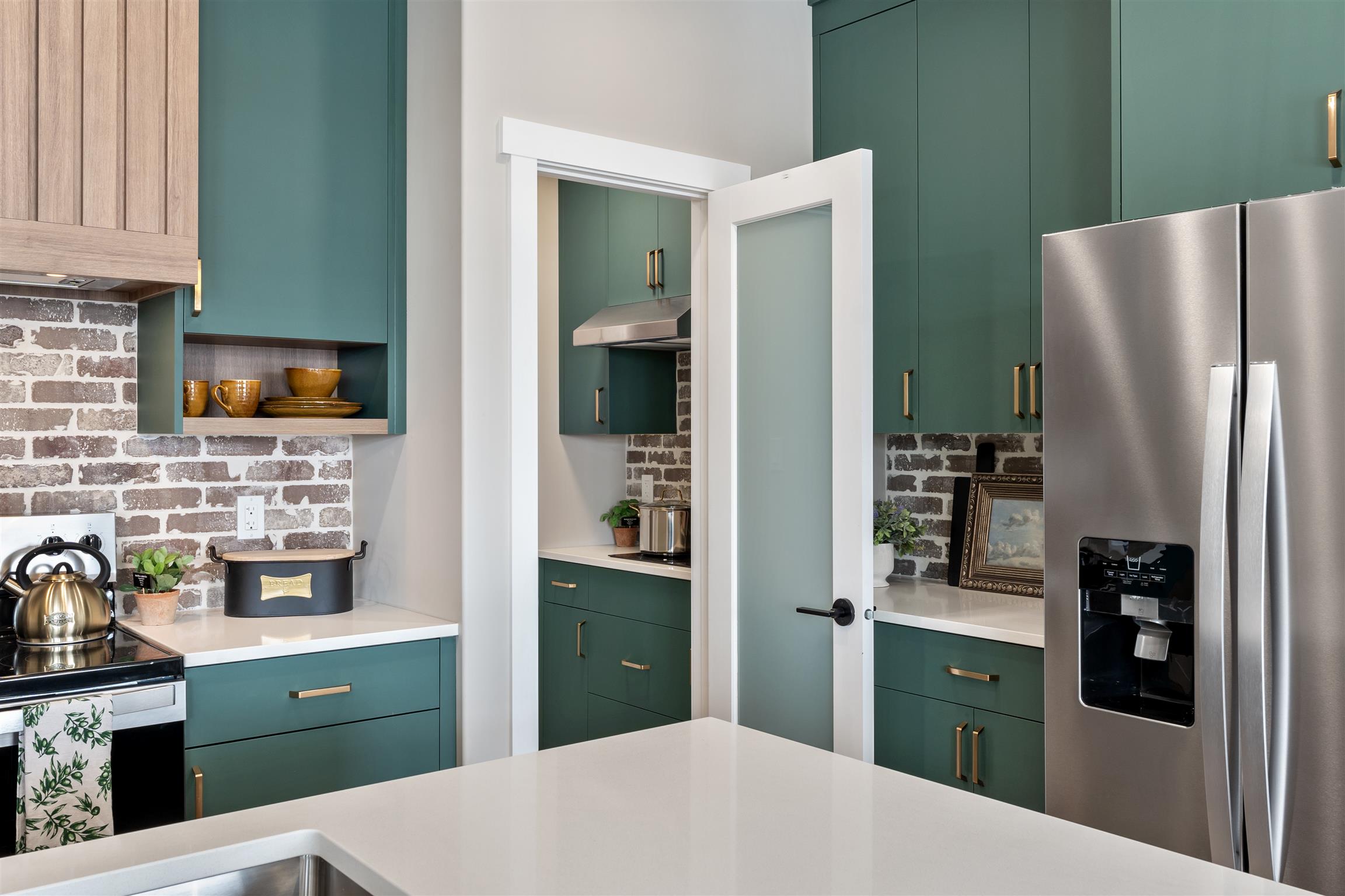 Kitchen 6 _ Staged